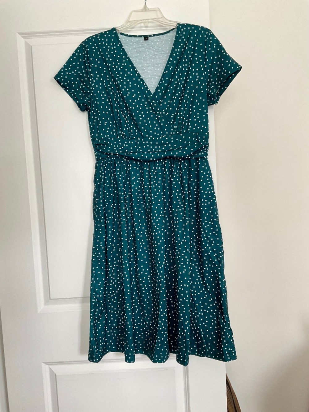 V neck dress